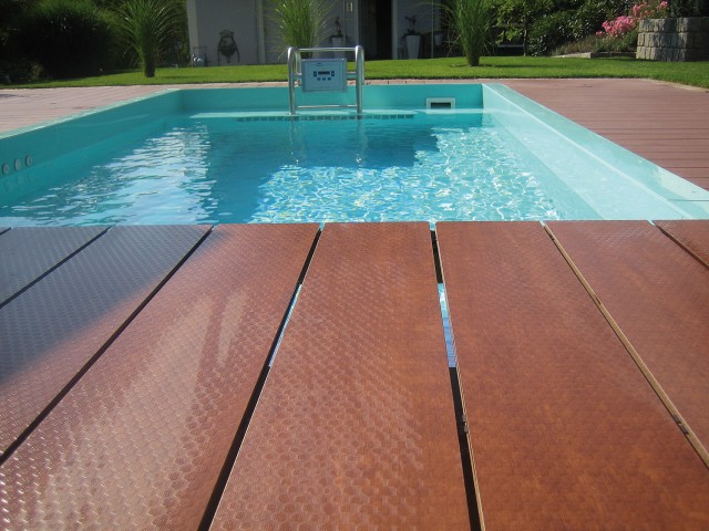 High Pressure Laminate Glass